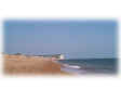 beach.jpg (27137 bytes)